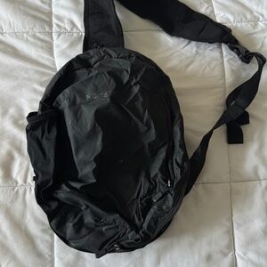 Nomatic Collapsible Sling 6L carry on only packable Nomadic daypack